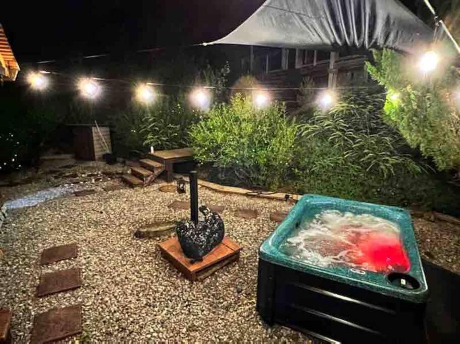 Tiny House, Wifi,Hot Tub,Secluded Villa Cosby Екстериор снимка
