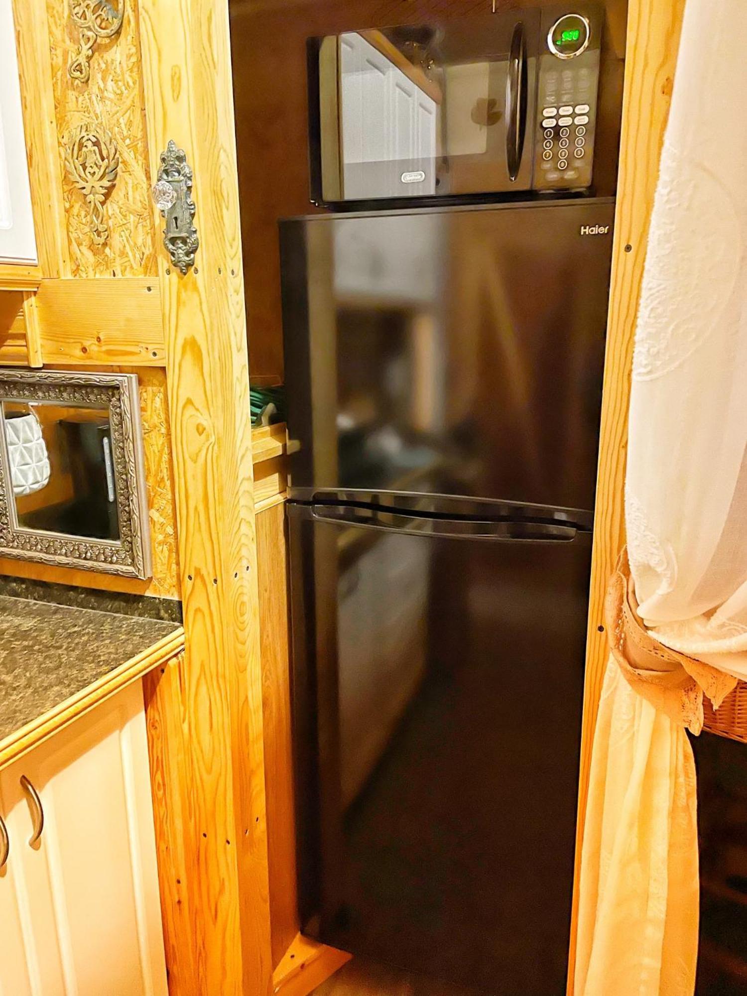 Tiny House, Wifi,Hot Tub,Secluded Villa Cosby Екстериор снимка