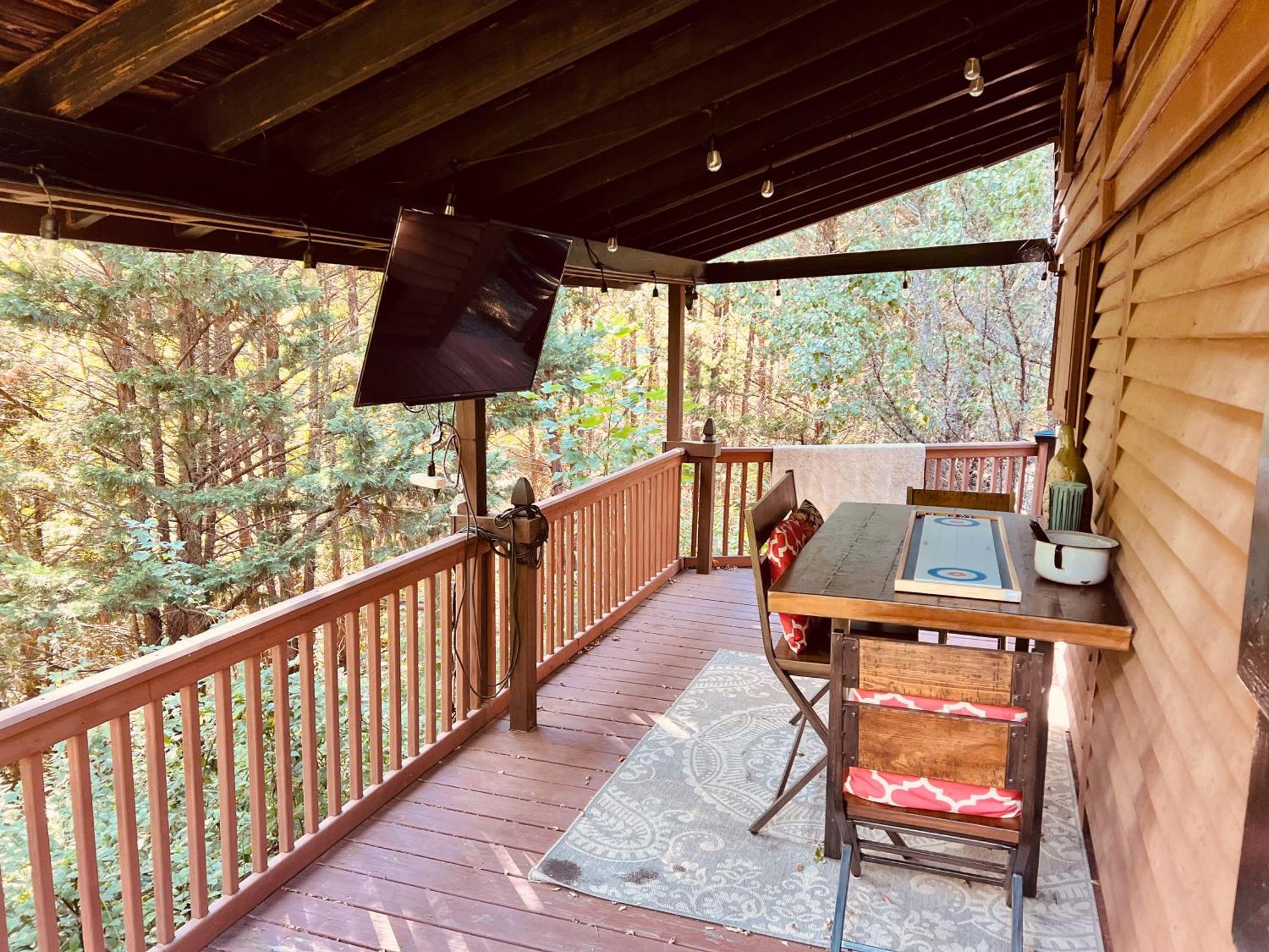 Tiny House, Wifi,Hot Tub,Secluded Villa Cosby Екстериор снимка